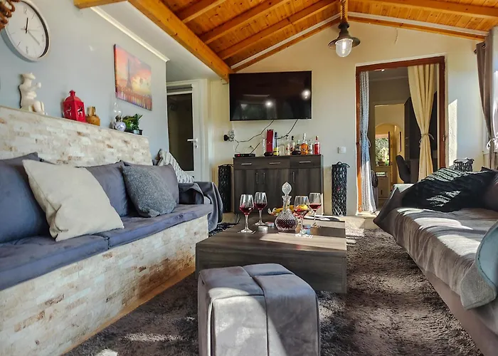 Regina شقة برباتي